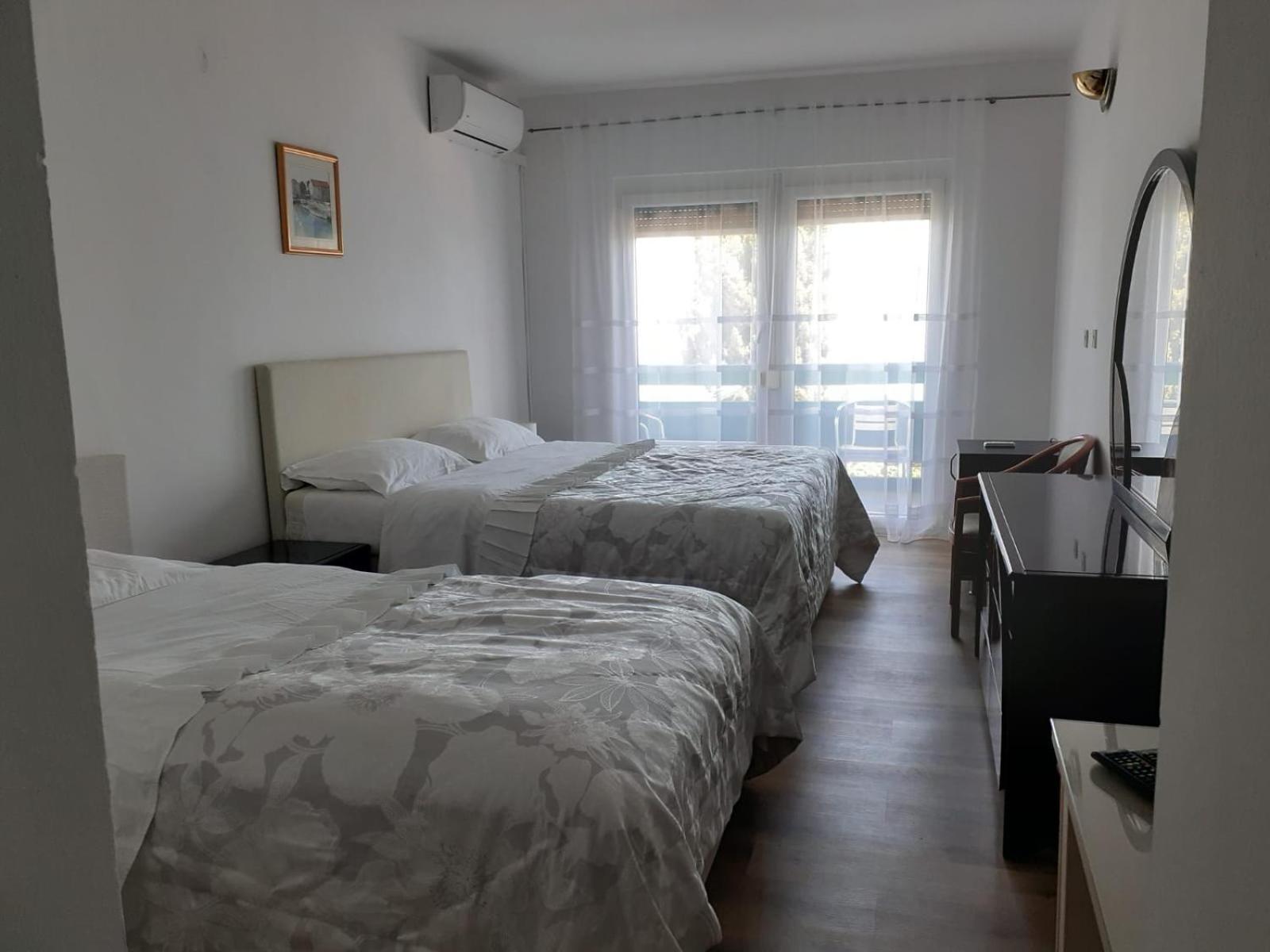 Hotel Marco Polo Slatine Ngoại thất bức ảnh